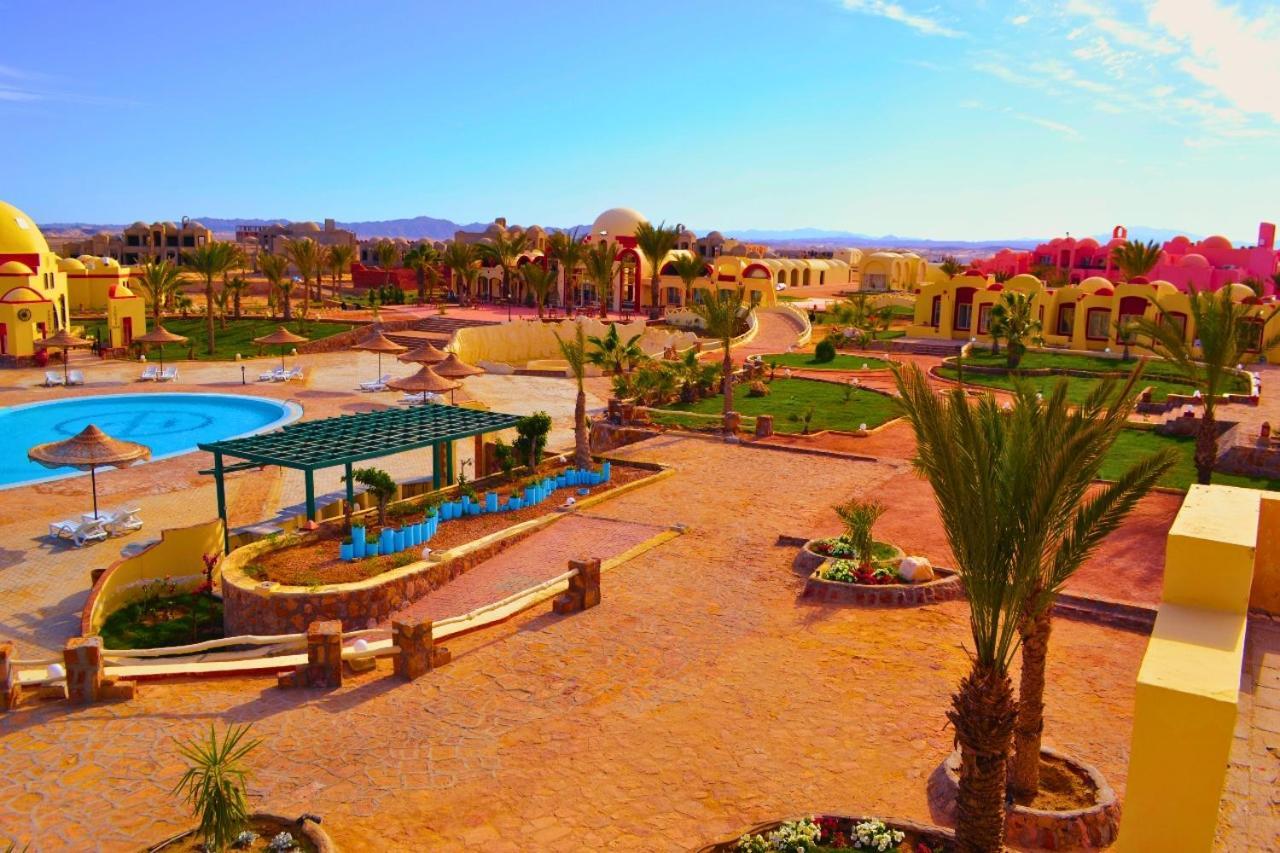Hostmark Zabargad Beach Resort Abū Ghuşūn Eksteriør bilde