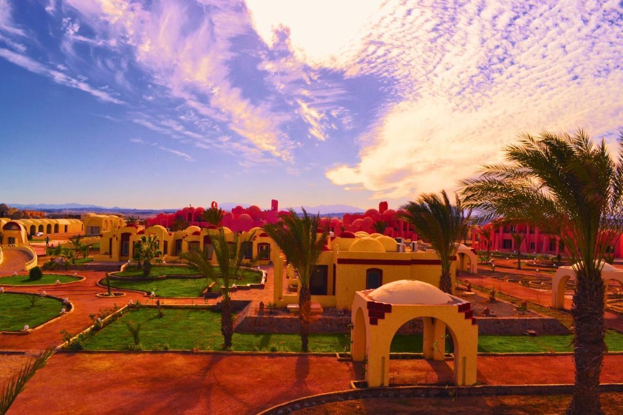 Hostmark Zabargad Beach Resort Abū Ghuşūn Eksteriør bilde