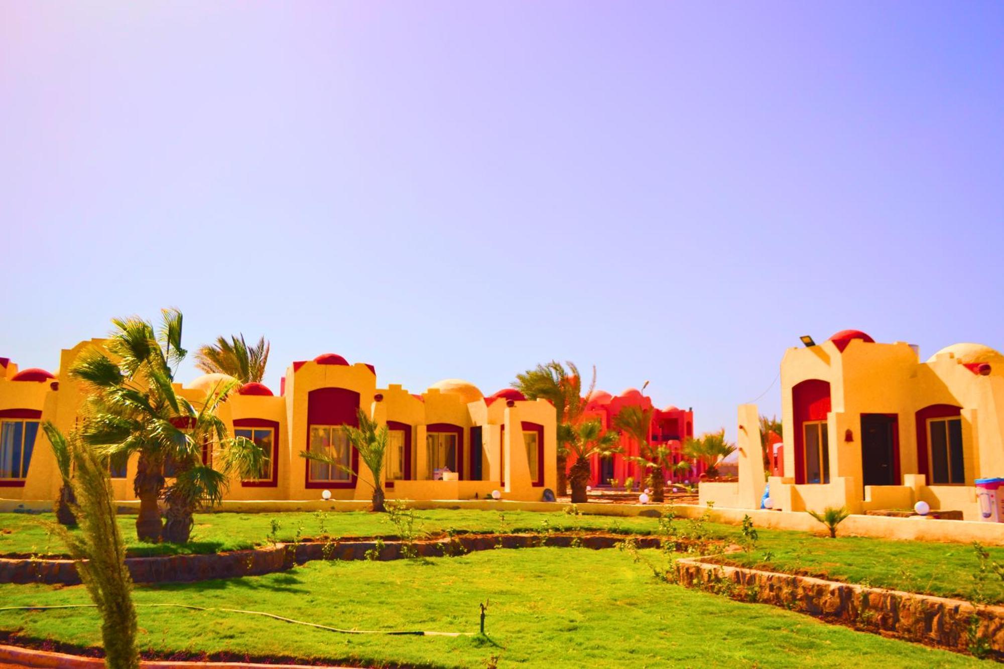 Hostmark Zabargad Beach Resort Abū Ghuşūn Eksteriør bilde