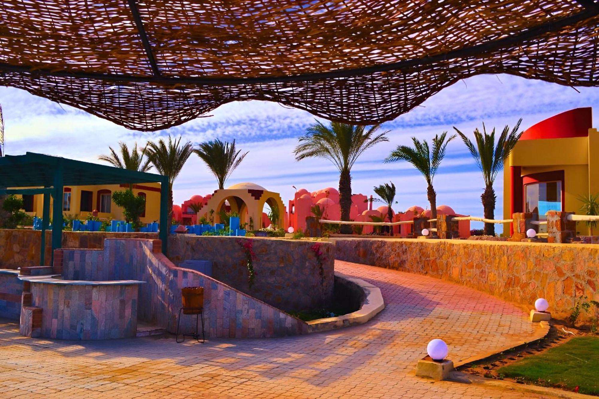 Hostmark Zabargad Beach Resort Abū Ghuşūn Eksteriør bilde